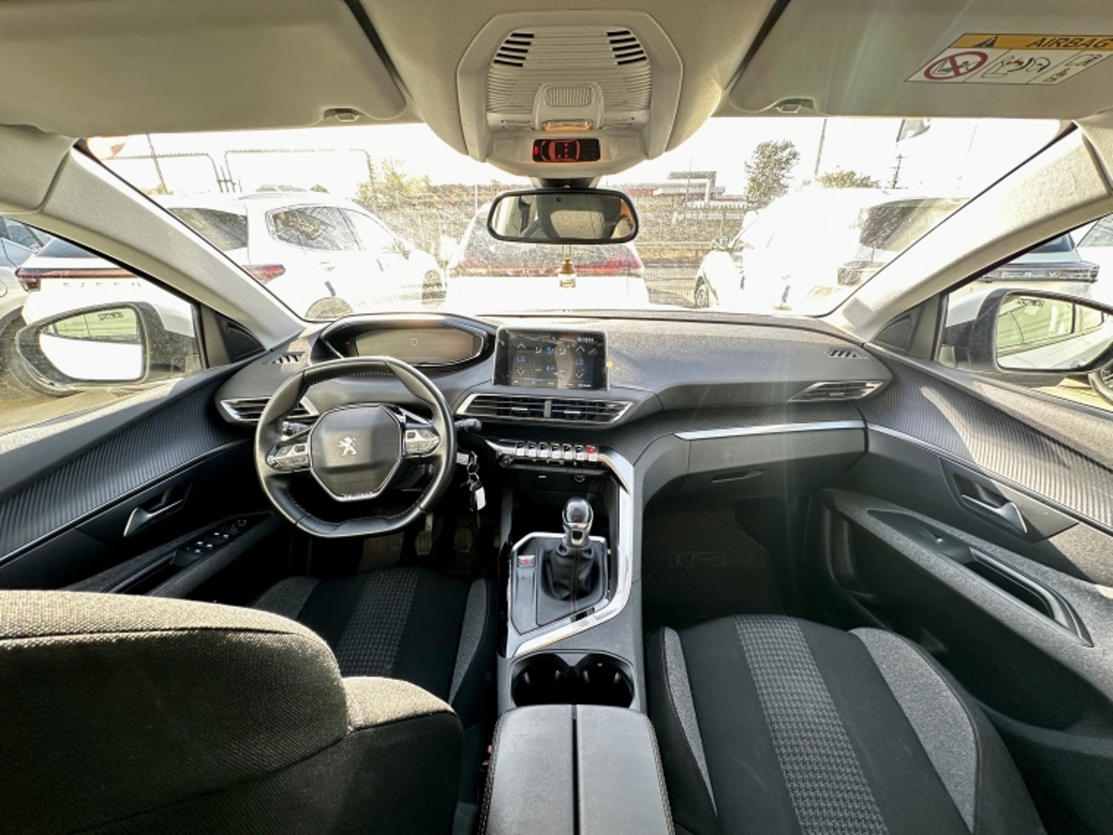 PEUGEOT 3008 Active 1.2 2021 - Imagen 18 de 20