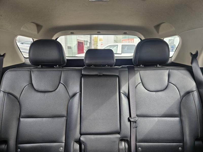 DFSK 560 Suv 560 4x2 1.8 2024 - Imagen 16 de 20