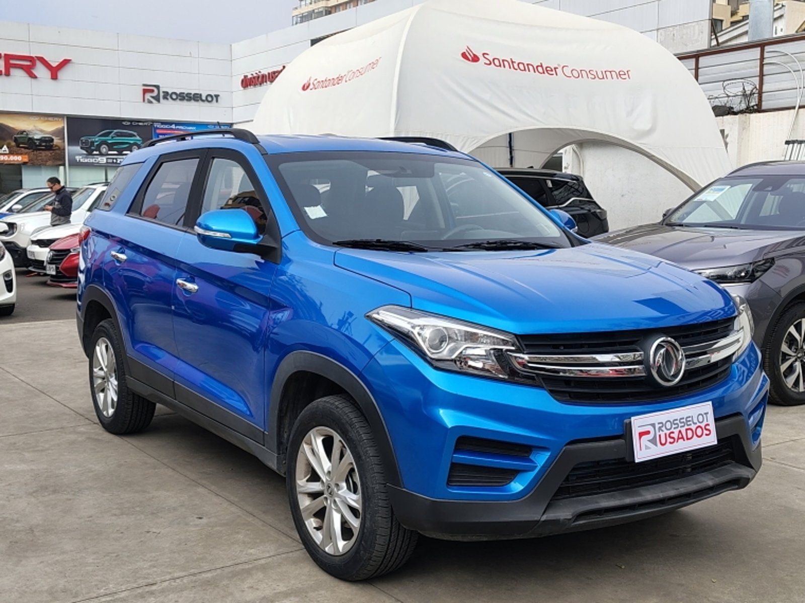 DFSK 560 Suv 560 1.8 2023 - Foto 4 de 19