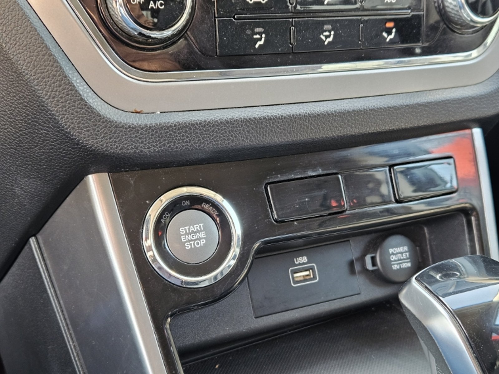 SSANGYONG KORANDO New Korando 4x2 1.6 At - Cd211 2023 - Imagen 20 de 20