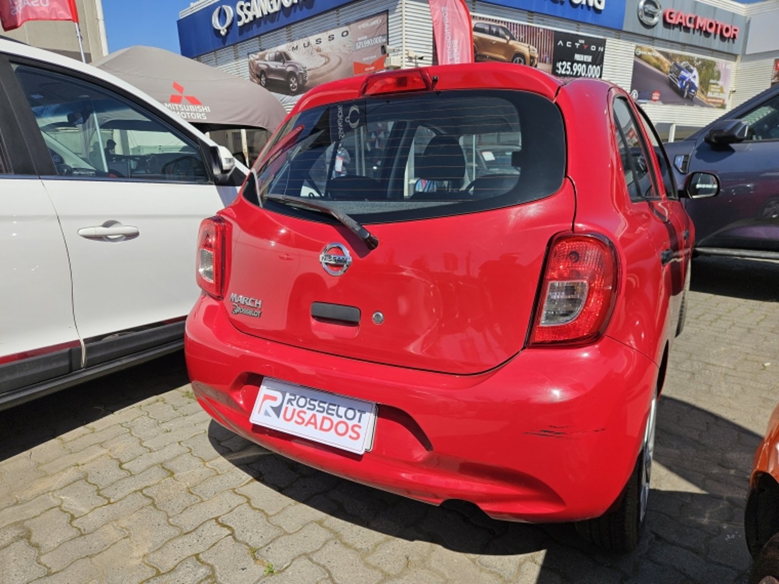 Nissan March K13 Hb 1.6 2021 - Foto 4 de 20