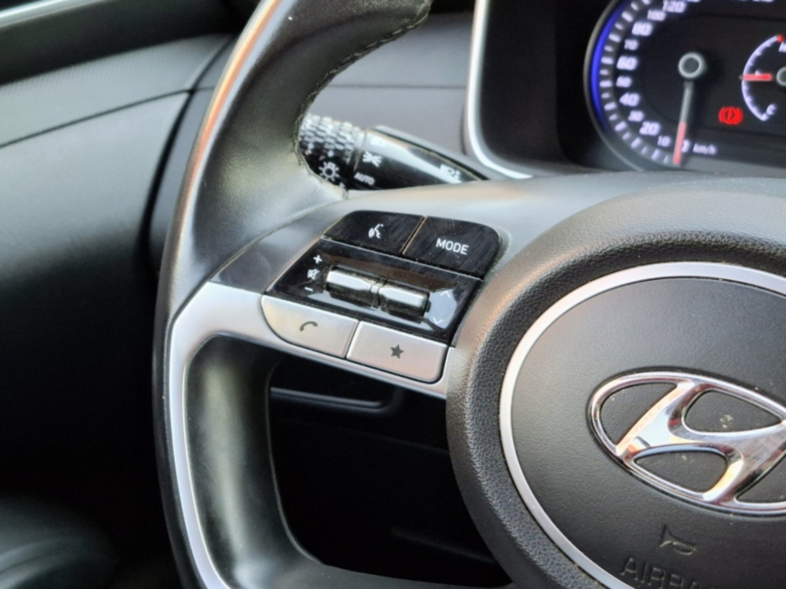 HYUNDAI Tucson Nx4 Gdi 7dct 1.6 Aut 2022 - Imagen 11 de 20