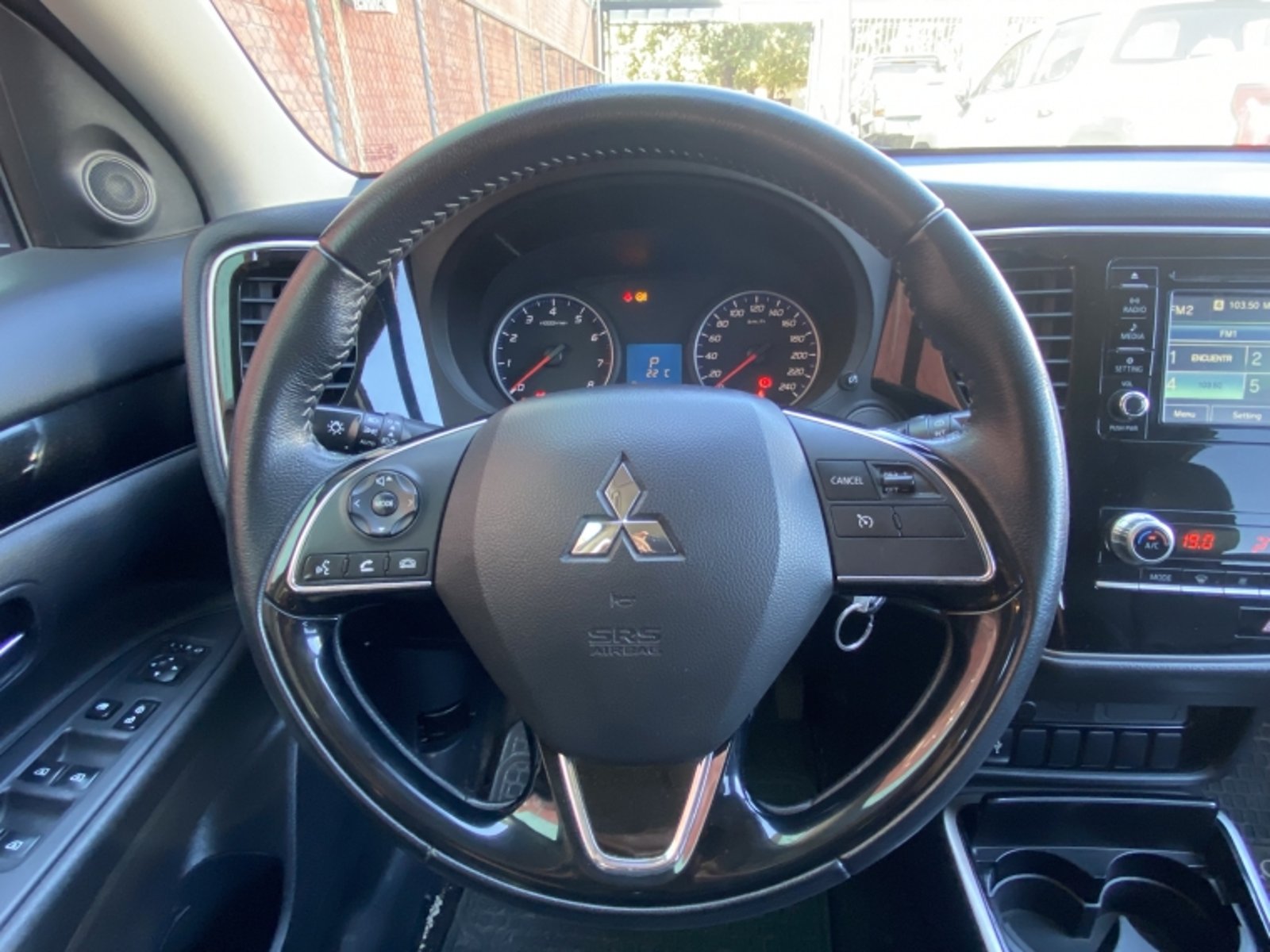 MITSUBISHI Outlander Cvt 2.0 Aut 2022 - Imagen 11 de 20