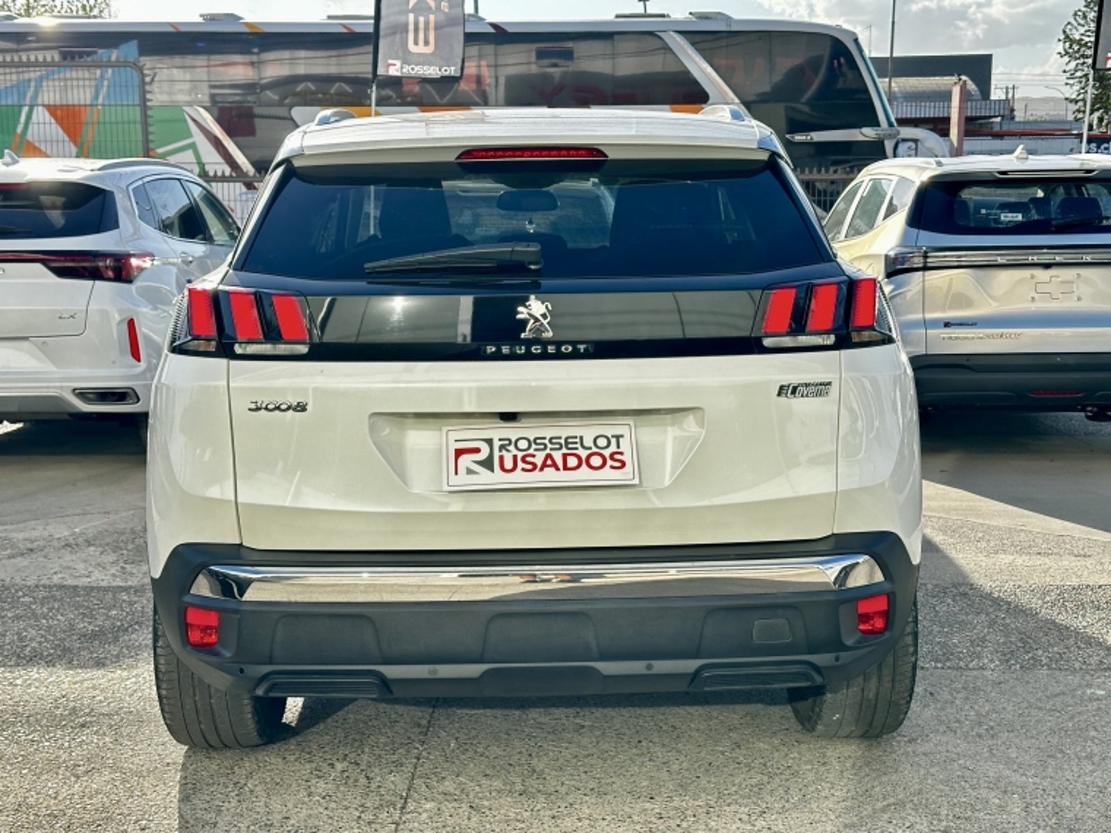PEUGEOT 3008 Active 1.2 2021 - Imagen 6 de 20
