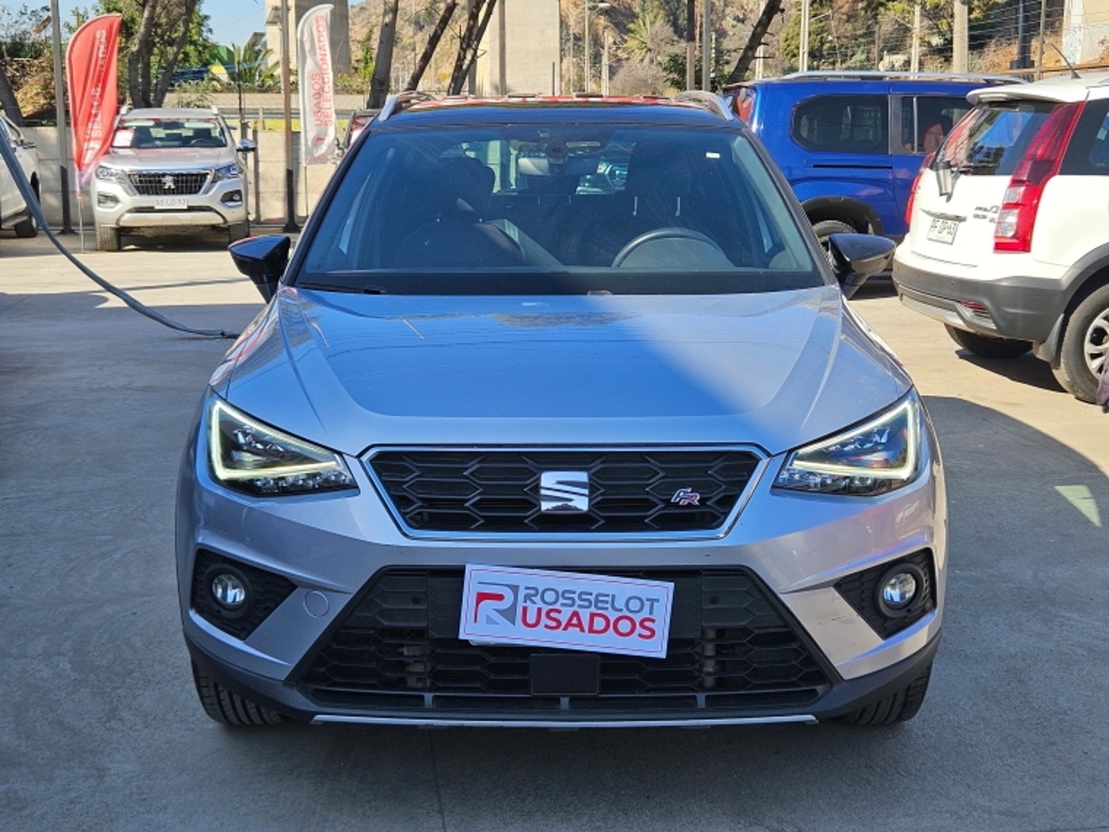 SEAT Arona 1.6 Aut 2020 - Foto 3 de 20