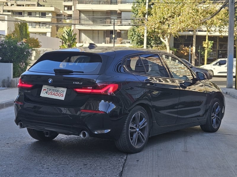 BMW 118d Hatchback 2.0 Aut 2022 - Imagen 4 de 20