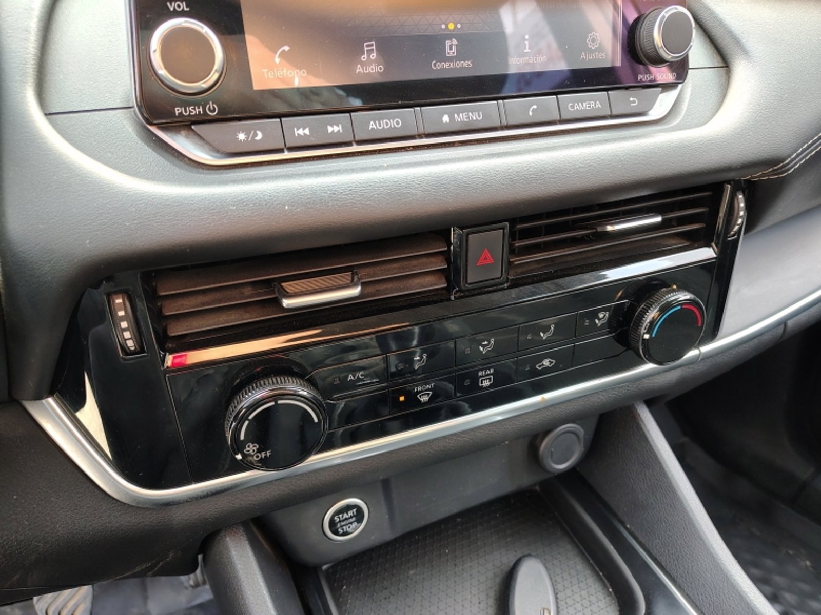 NISSAN Qashqai Turbo 1.3 2023 - Imagen 17 de 20