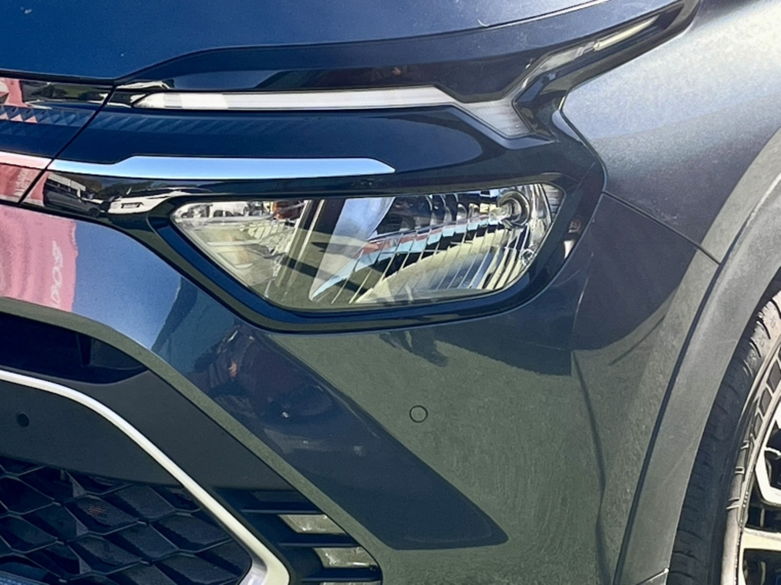 KIA Carens Ex 1.4 Aut 2023 - Imagen 10 de 20