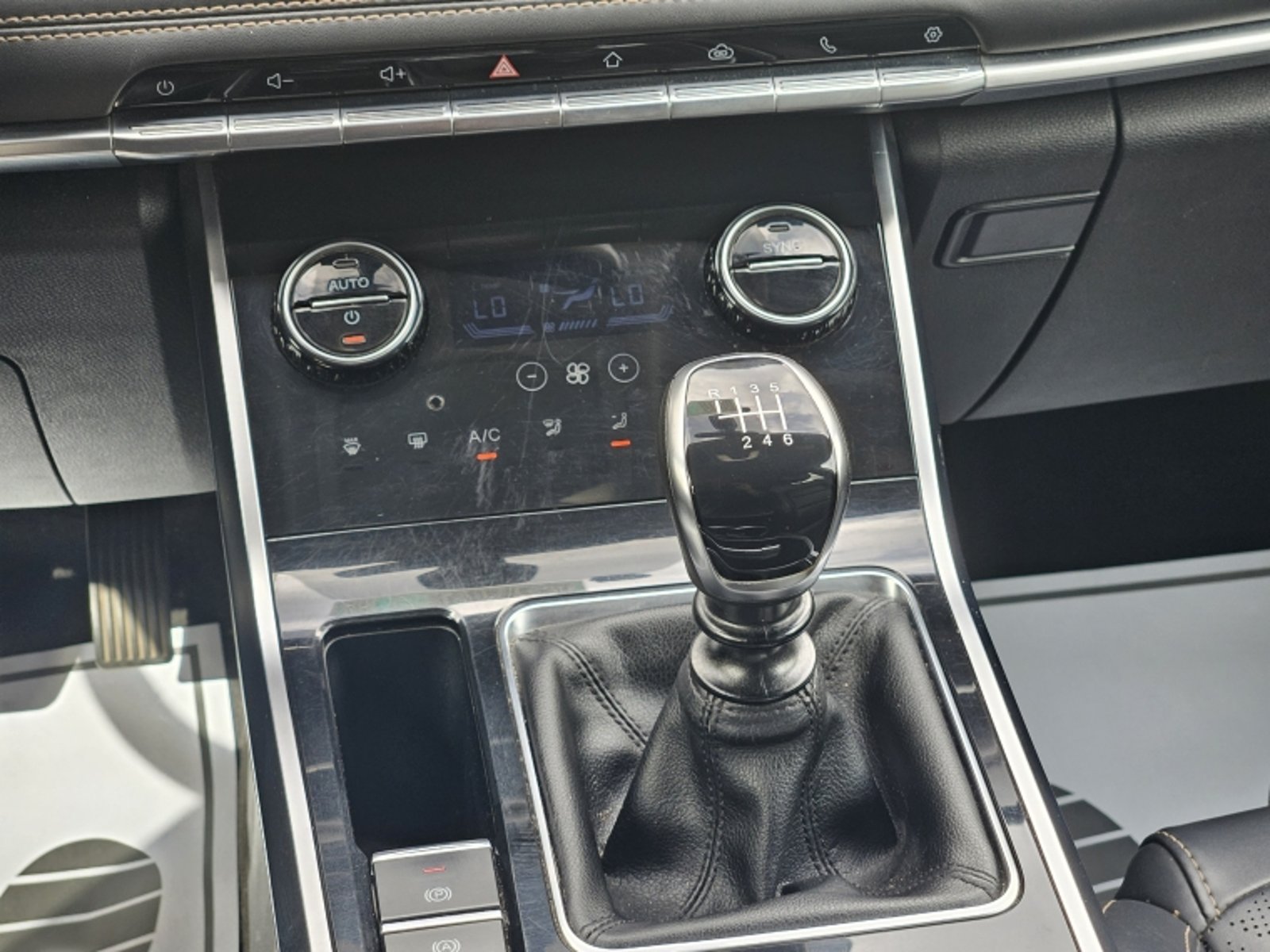 CHERY Tiggo 8 1.5 2021 - Imagen 12 de 20