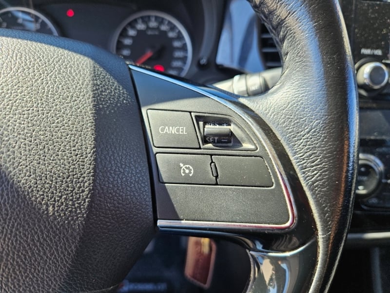 Mitsubishi Outlander 2.0 2015 - Imagen 16 de 20