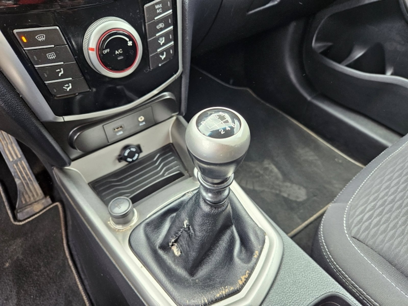SsangYong Tivoli 1.6 2019 - Imagen 15 de 20