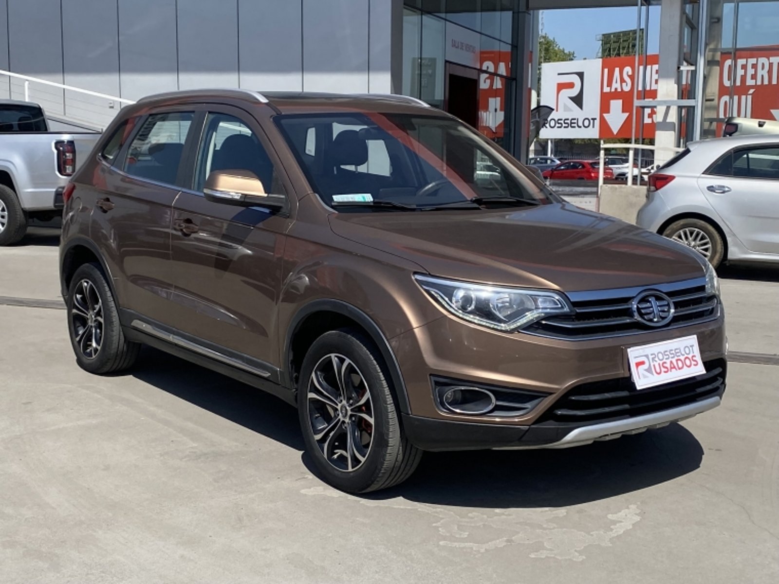 FAW R7 Luxury 1.6 Aut 2020 - Imagen 5 de 20