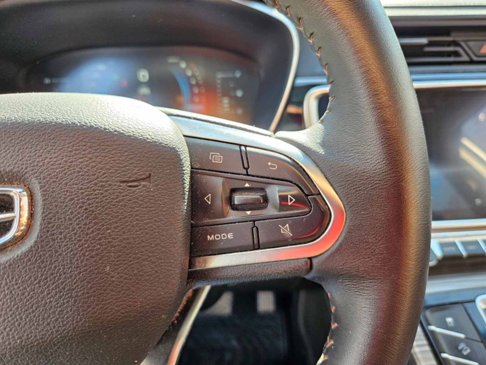 GEELY Azkarra 4x4 1.5 Aut 2023 - Imagen 19 de 20