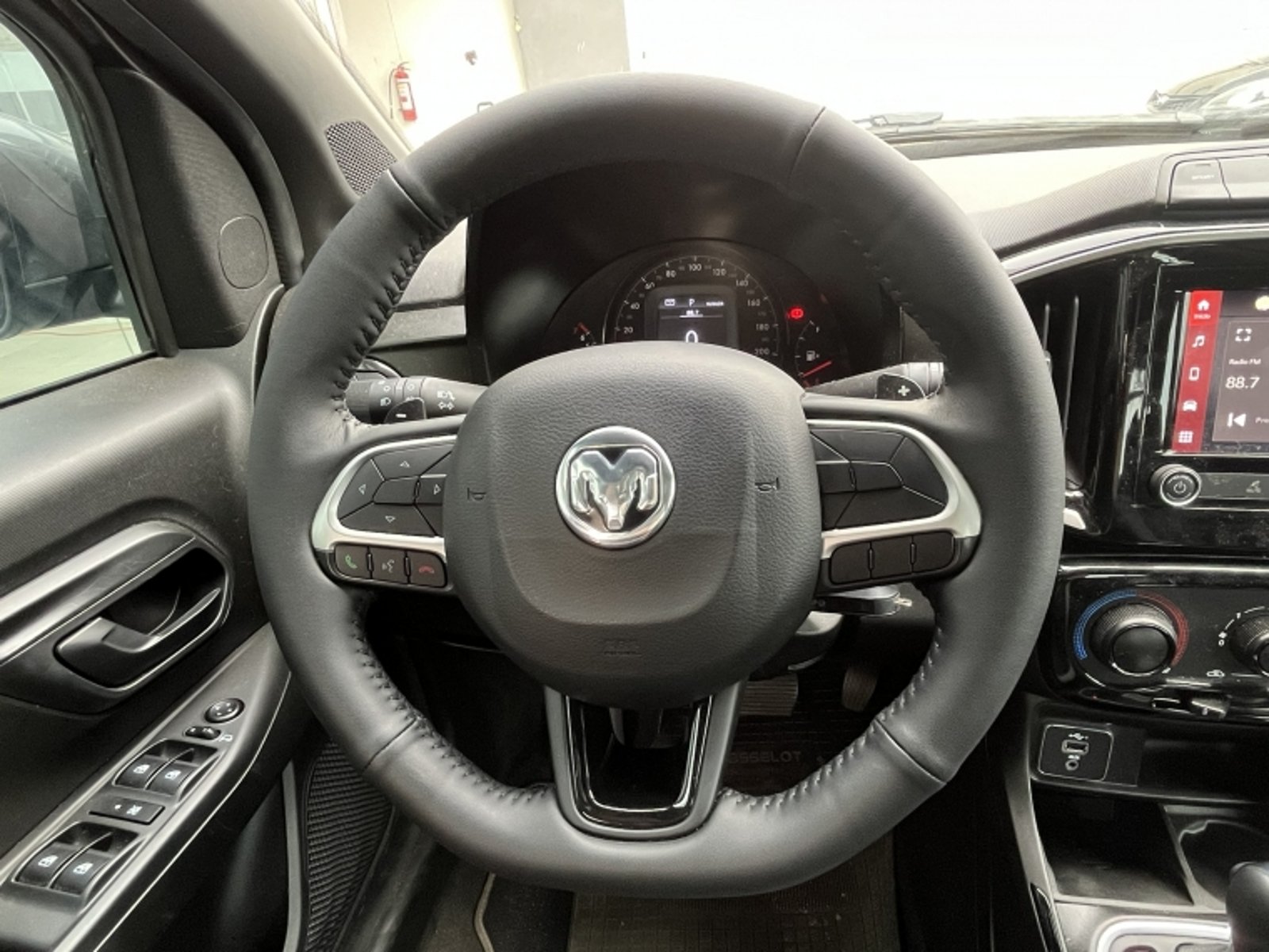 RAM 700 Bighorn 1.3 Aut 2026 - Imagen 14 de 20