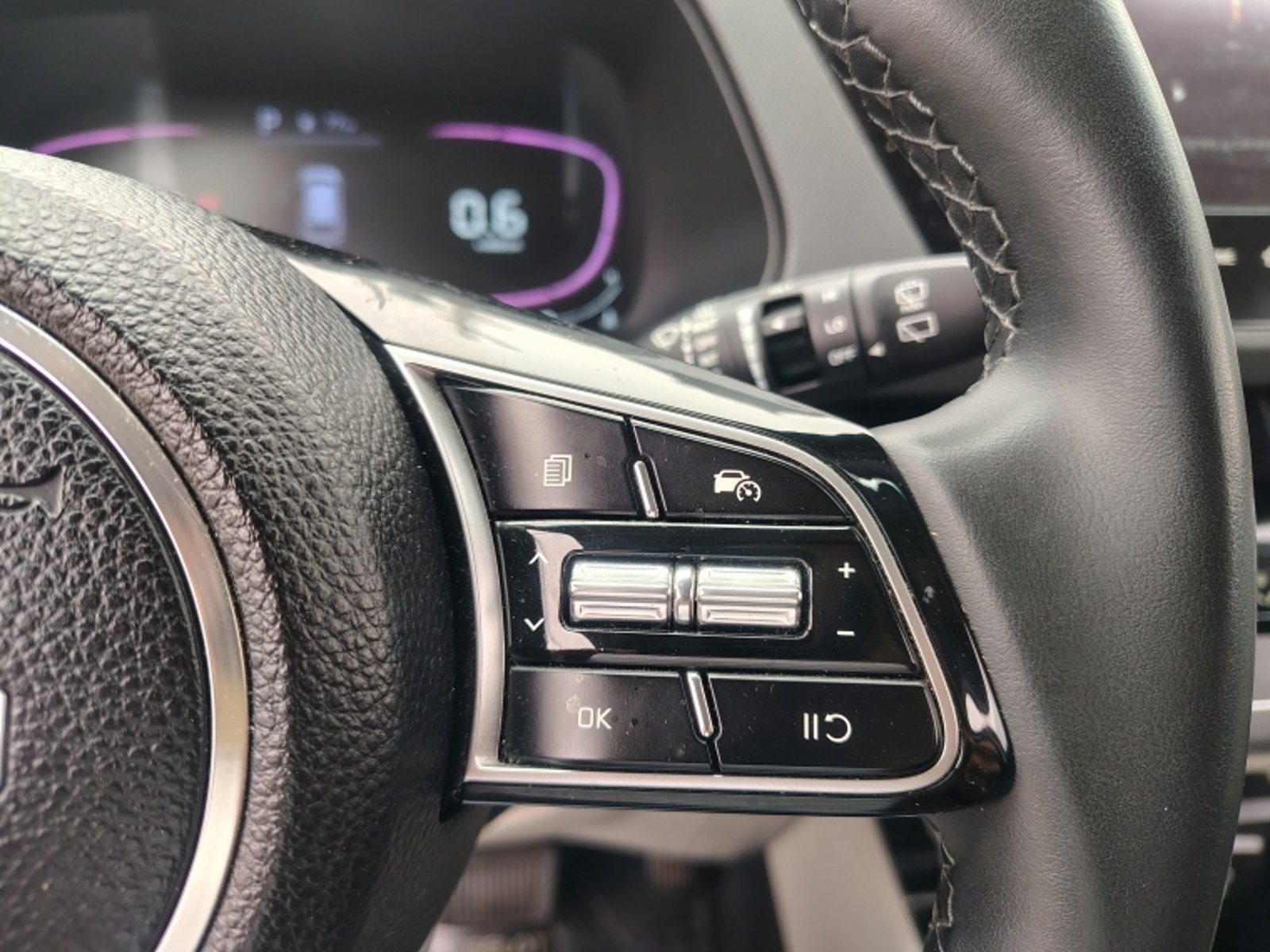 KIA Carens Ex Tgdi 1.5 Aut 2024 - Imagen 15 de 20