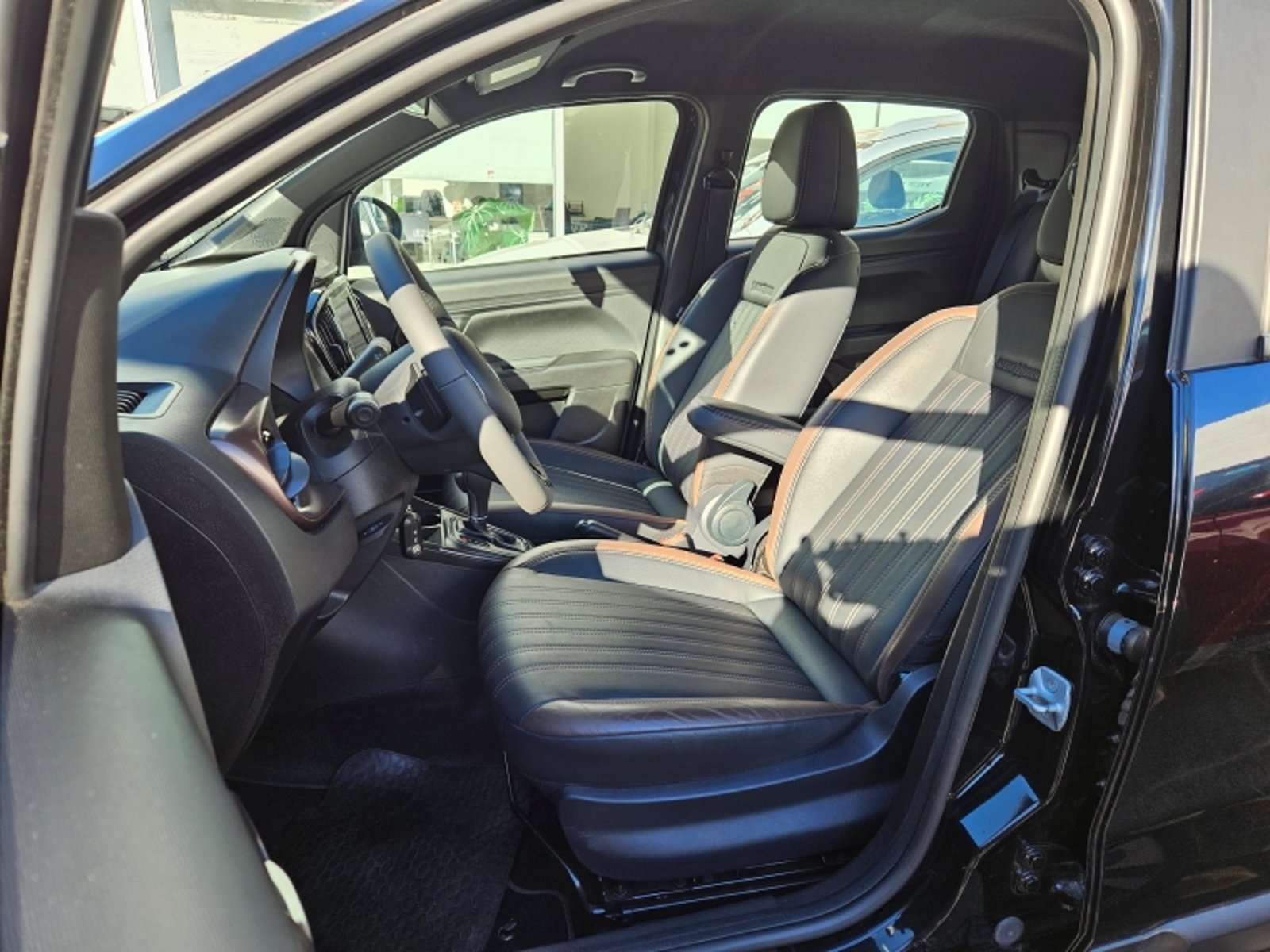 RAM 700 Longhorn 1.3 Aut 2023 - Imagen 15 de 20