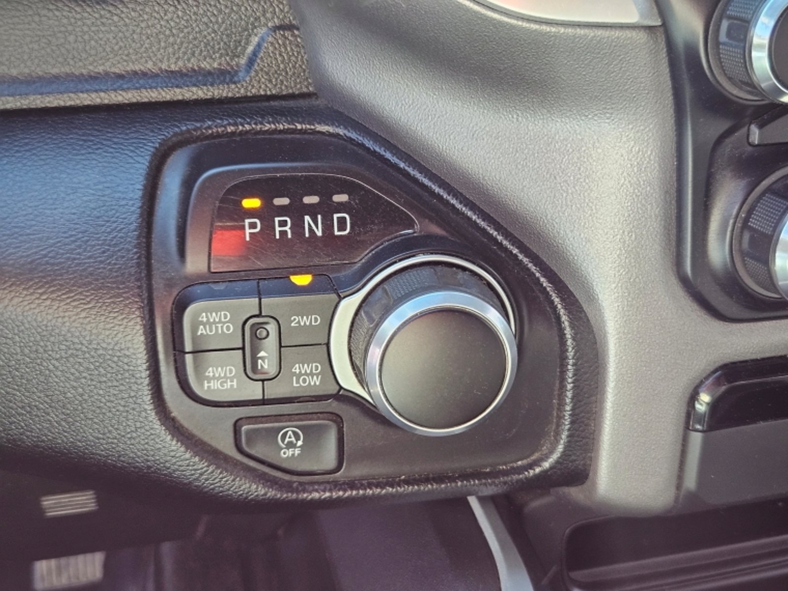 RAM 1500 Big Horn Crew Cab 4x4 3.6 Aut 2023 - Imagen 15 de 20