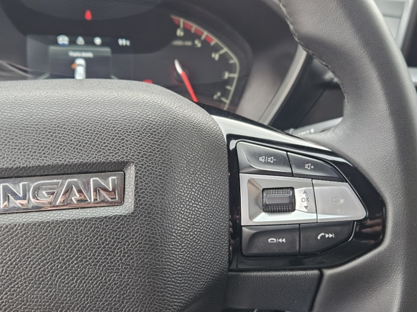 CHANGAN Hunter 4x4 1.9 2023 - Imagen 20 de 20