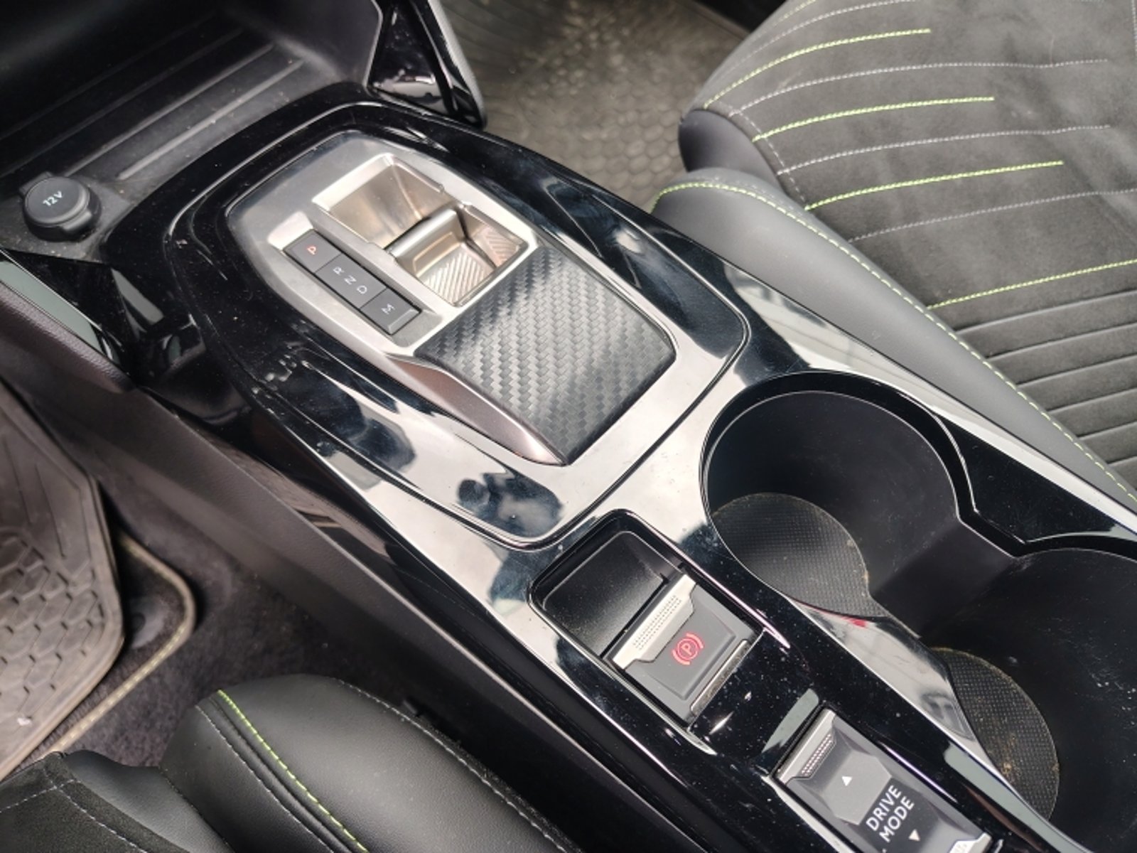 PEUGEOT 2008 4x2 1.2 Aut 2025 - Imagen 16 de 20