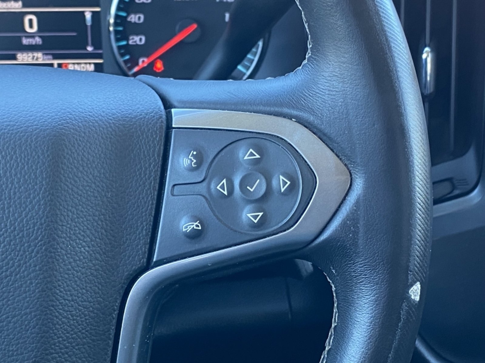 CHEVROLET Silverado Lt Iii 4wd 5.3 At 2015 - Imagen 15 de 20