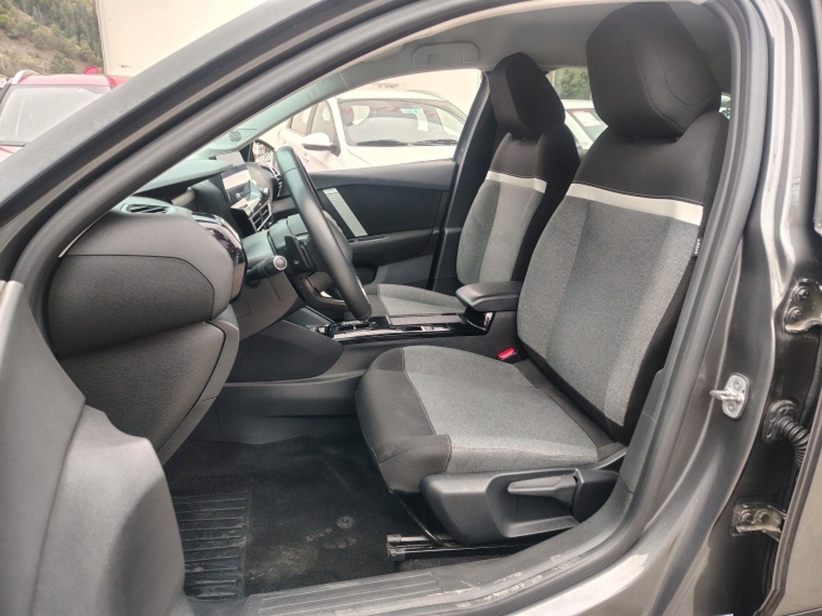 CITROEN C4 CACTUS C4 1.5 Aut 2023 - Imagen 11 de 20
