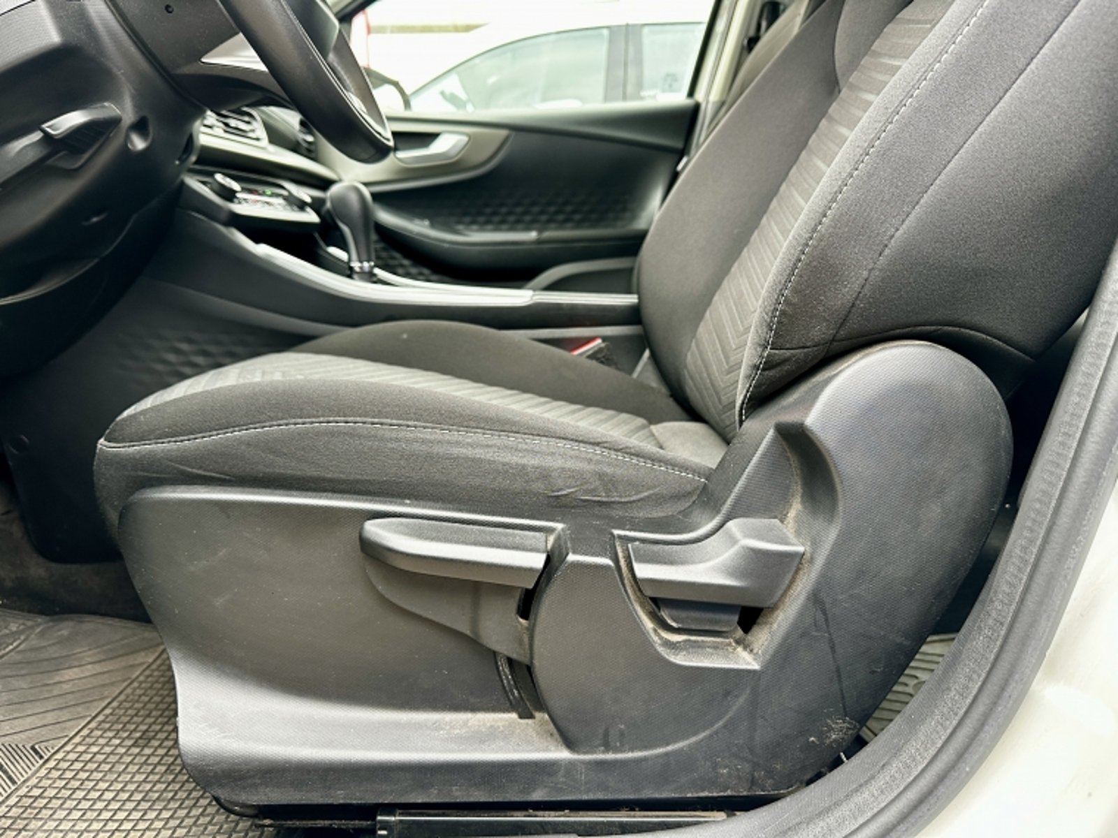 FIAT Fastback Audace 1.0 Aut 2023 - Imagen 16 de 20