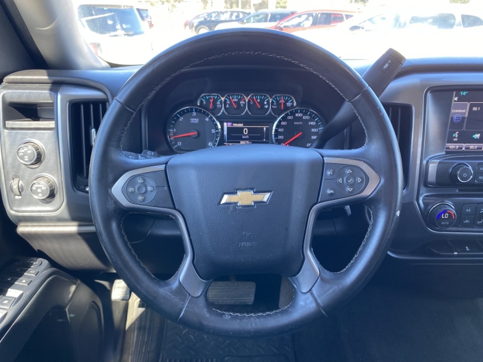 CHEVROLET Silverado Lt Iii 4wd 5.3 At 2015 - Imagen 17 de 20