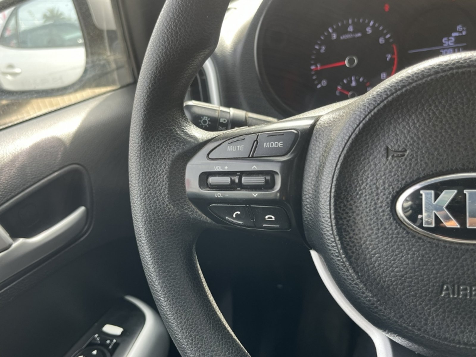 Kia Morning Ex 1.2 2018 - Imagen 19 de 20