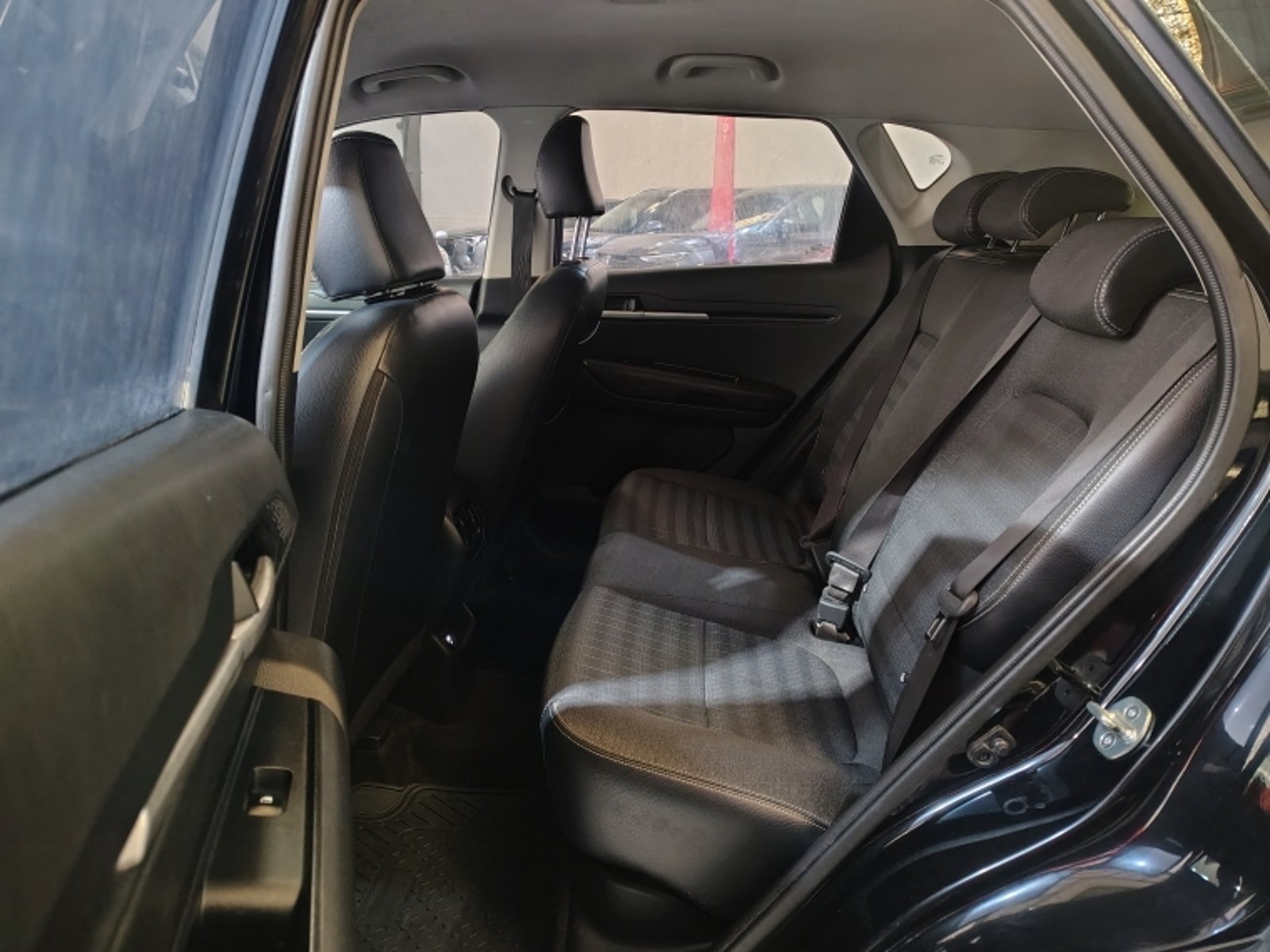 KIA Sonet Ex 1.5 2024 - Imagen 8 de 20
