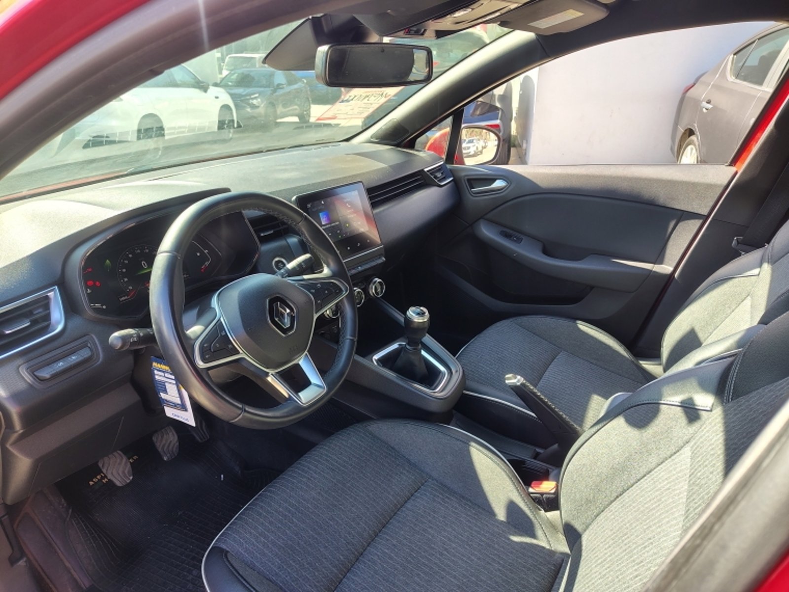 RENAULT Clio V Hb 1.0 2023 - Imagen 9 de 20