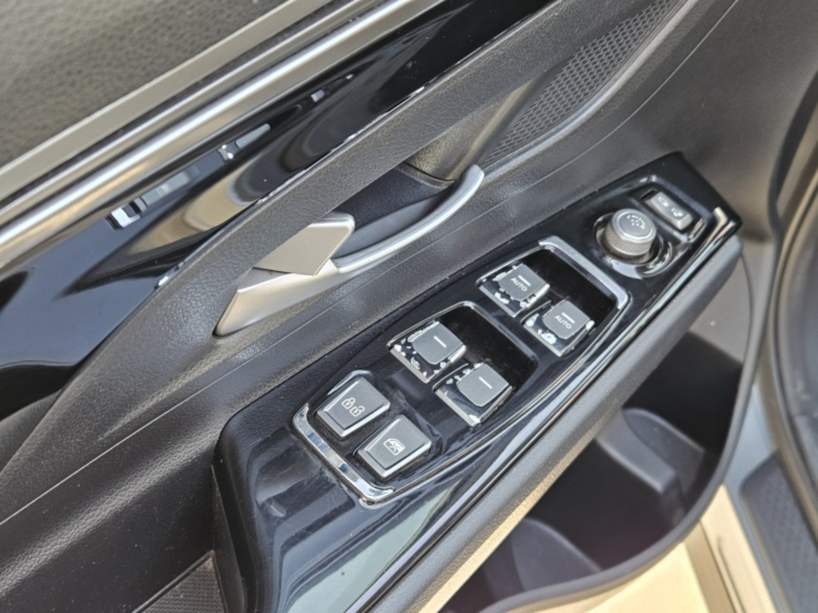 SSANGYONG KORANDO New Korando 4x2 1.6 At - Cd211 2023 - Imagen 15 de 20