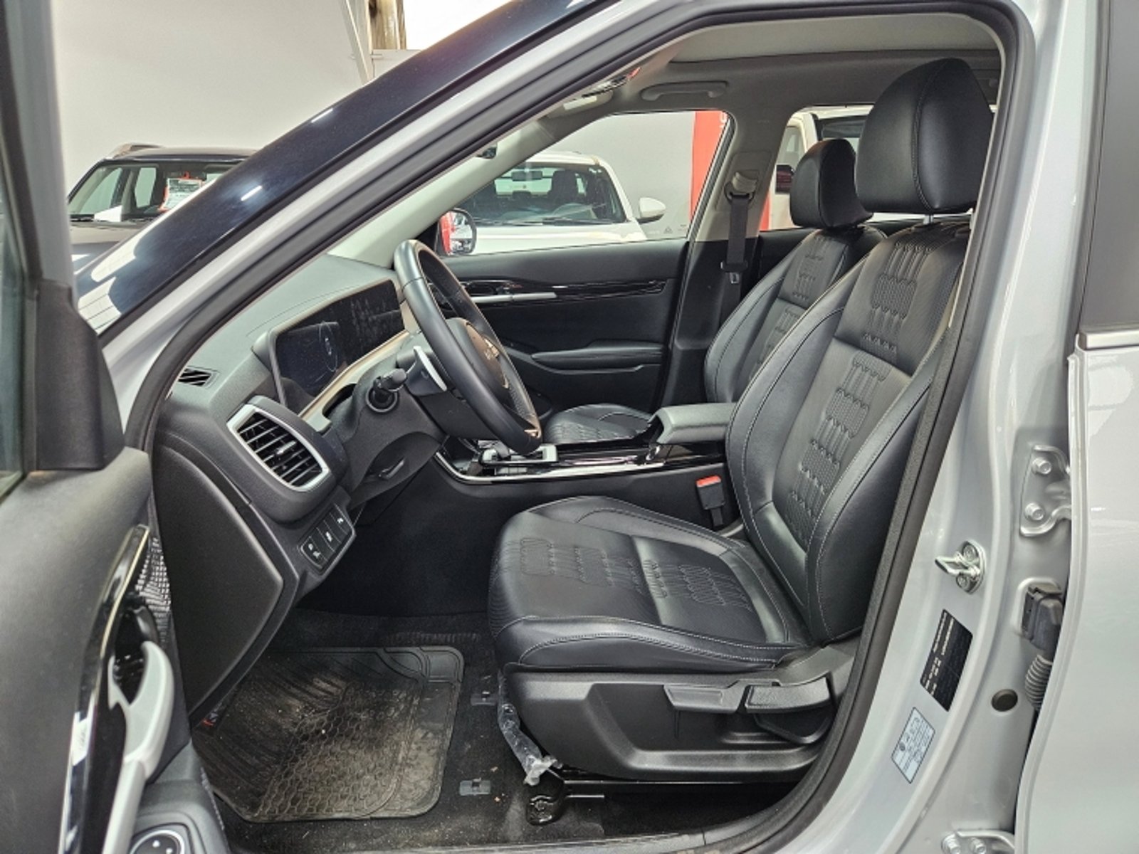 Kia Seltos Ex Turbo Gdi 1.4 Aut 2025 - Imagen 14 de 20