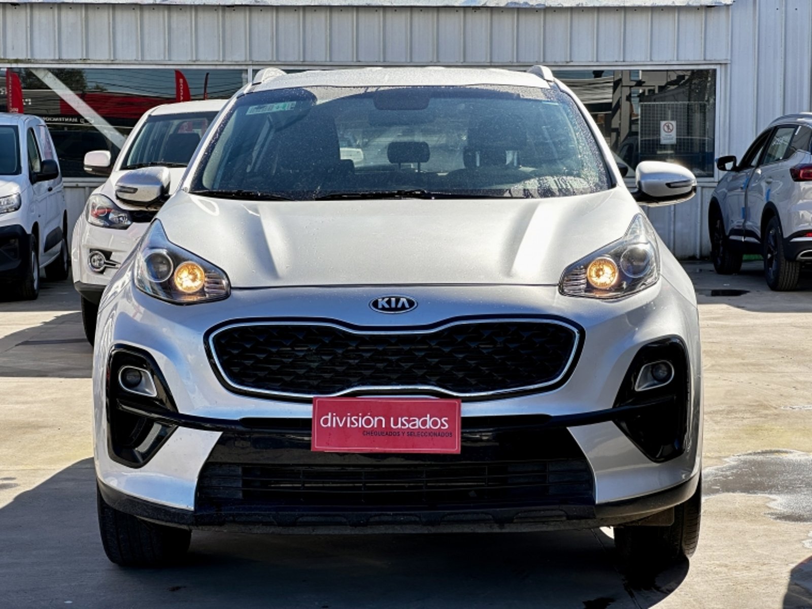 Kia Sportage Lx 2.0 2021 - Foto 2 de 20