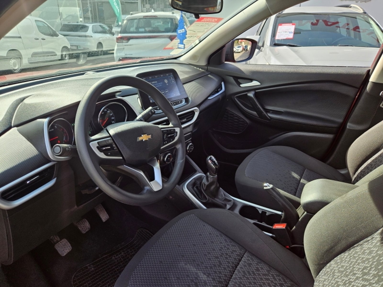 CHEVROLET Tracker 1.2t 2022 - Imagen 13 de 20