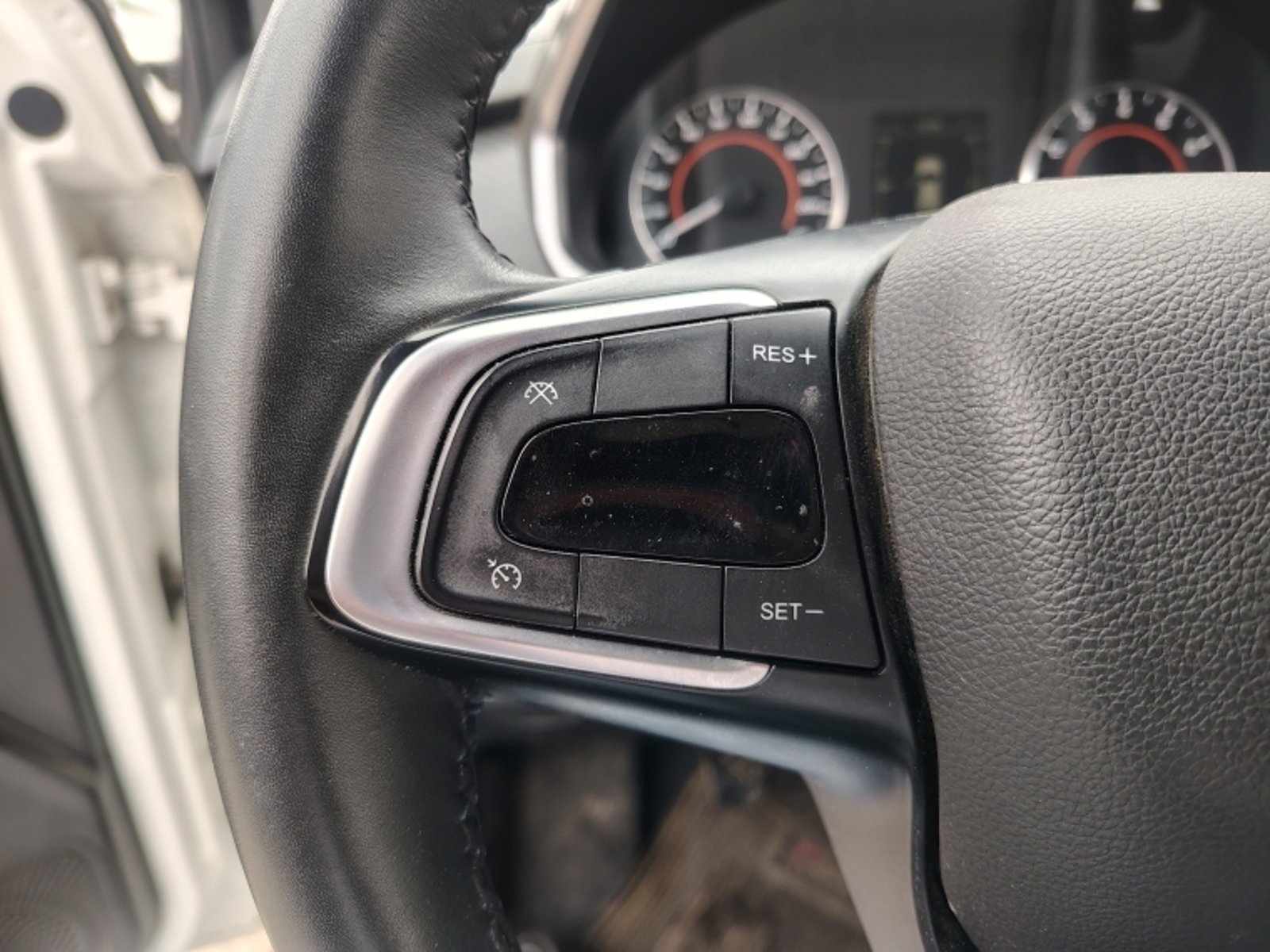CHERY Tiggo 2 Pro Glx 1.0t 2023 - Imagen 18 de 20
