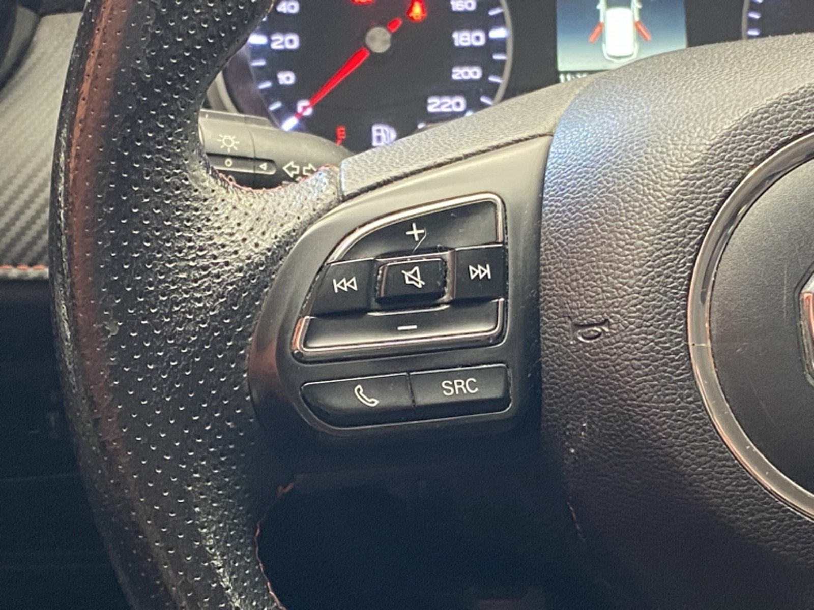 MG Zx Dlx 1.5 2022 - Imagen 16 de 20