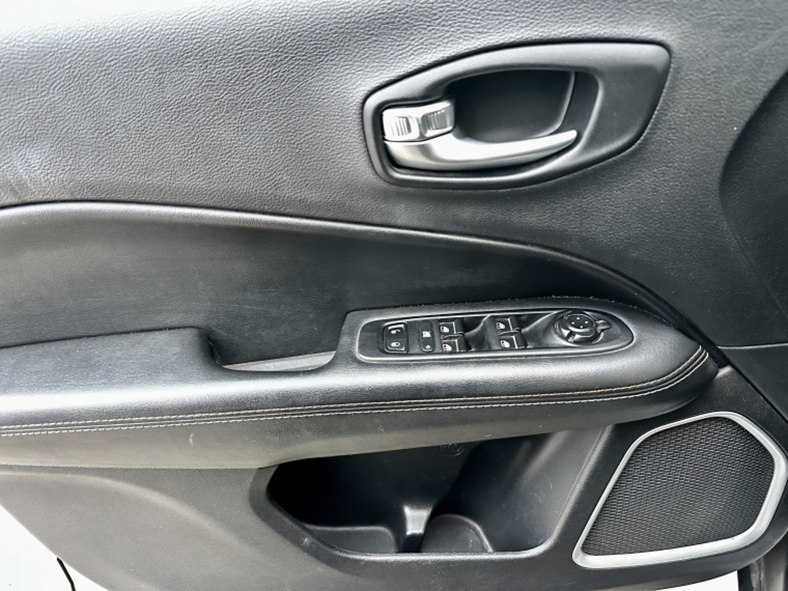 JEEP COMPASS All New Compass Longitud 2.4 4x2 At 2019 - Imagen 13 de 19