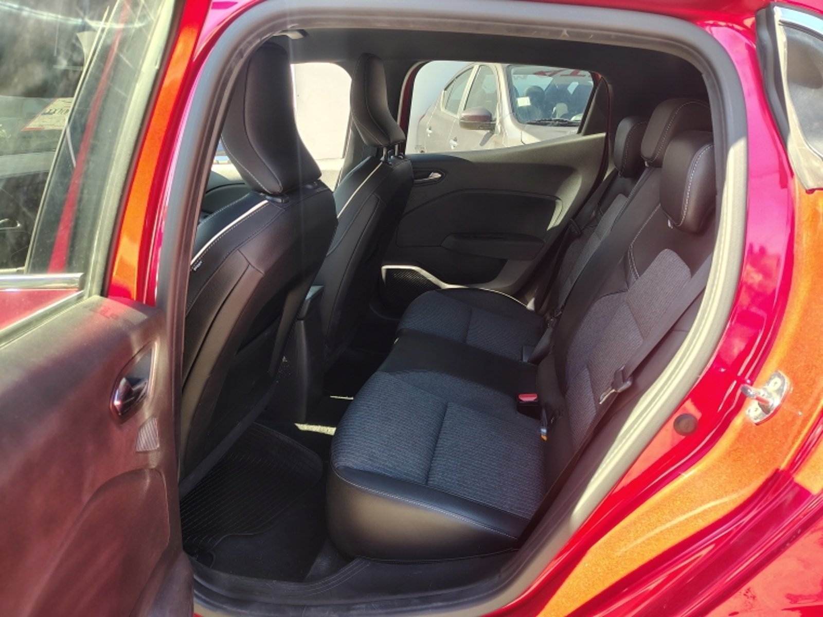 RENAULT Clio V Hb 1.0 2023 - Imagen 8 de 20