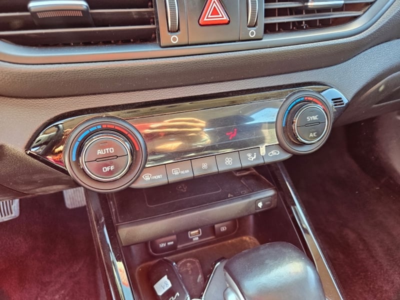 Kia Cerato Mpi 1.6 Aut 2022 - Imagen 17 de 20