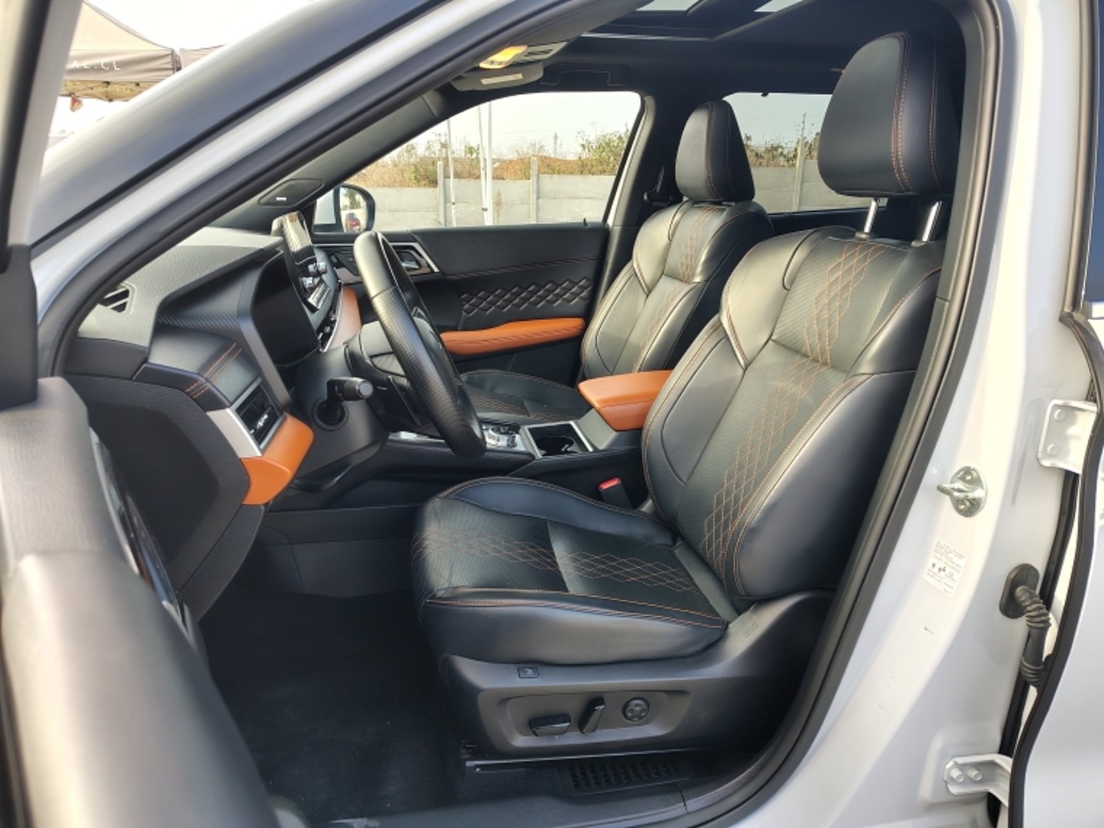 MITSUBISHI NEW OUTLANDER Outlander Gls Ltd 4x4 2.5 Aut 2024 - Imagen 15 de 20