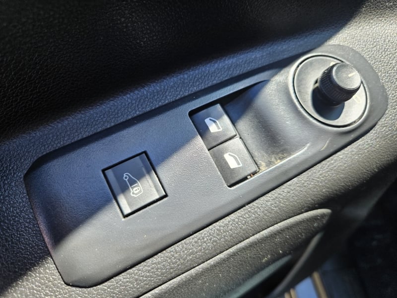 Peugeot Partner L2 Blue Hdi 100 1.5 2023 - Imagen 10 de 19