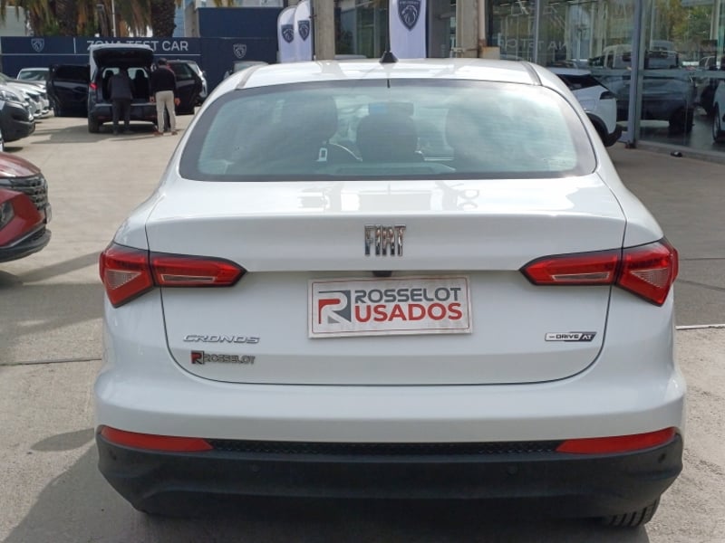 Fiat Cronos Drive 1.8 At 2022 - Imagen 6 de 17