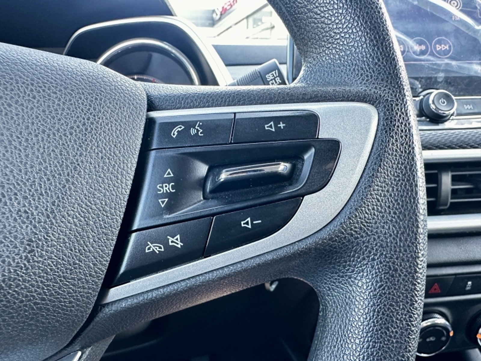 CHEVROLET Tracker 1.2t 2022 - Imagen 12 de 20