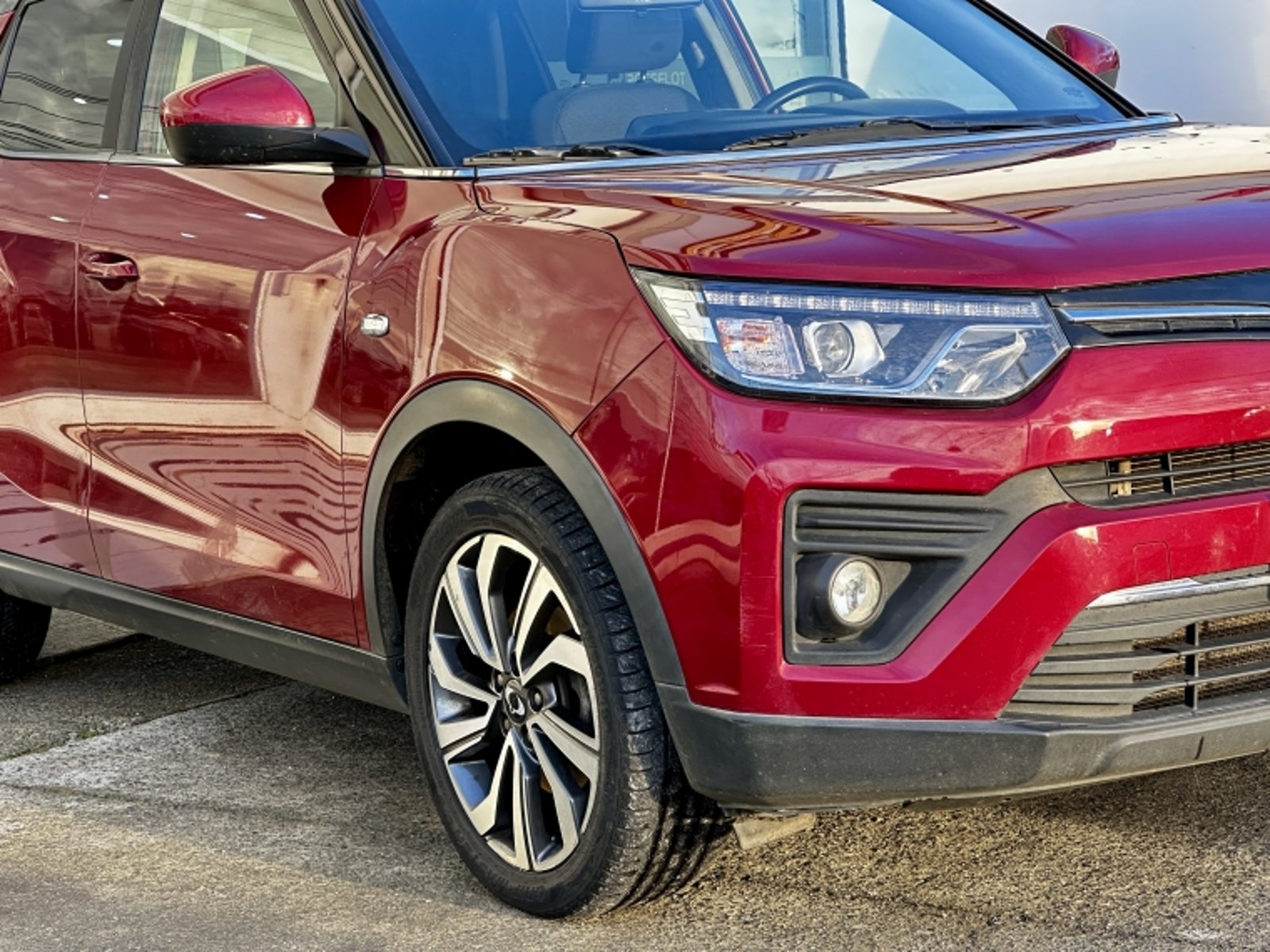SsangYong Tivoli Gas 4x2 1.6 Mt - Tx1011 Euro Vi 2023 - Foto 4 de 20