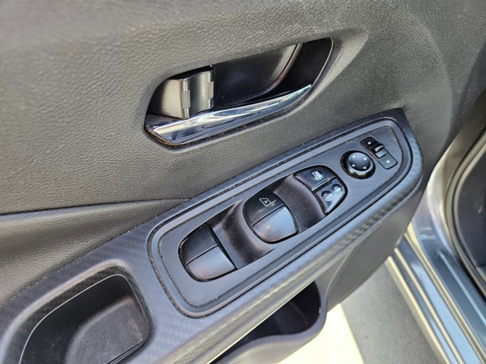 NISSAN Versa Mt 1.6 2021 - Imagen 10 de 20
