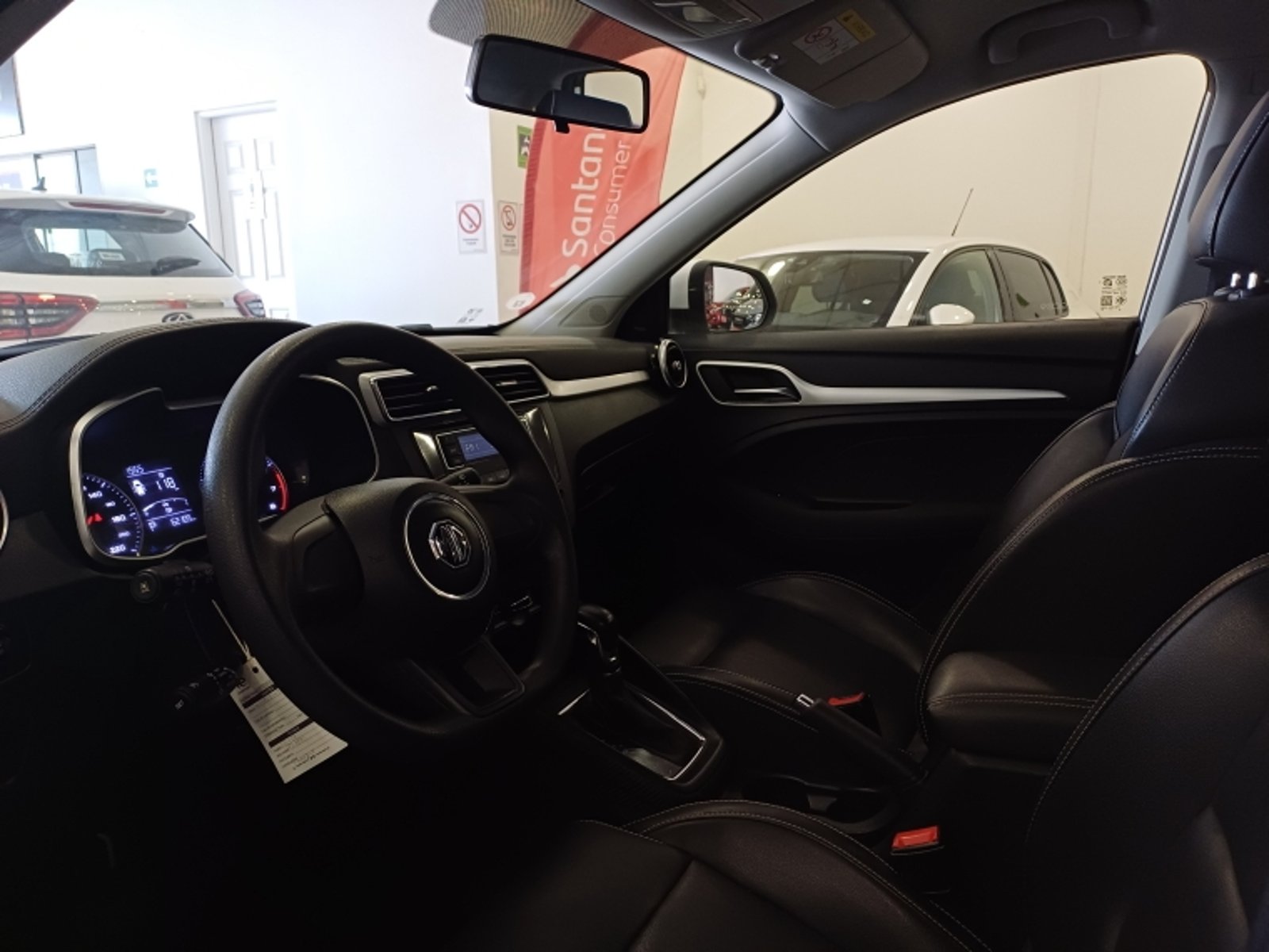 MG Zs 1.5l Aut 2023 - Imagen 9 de 17