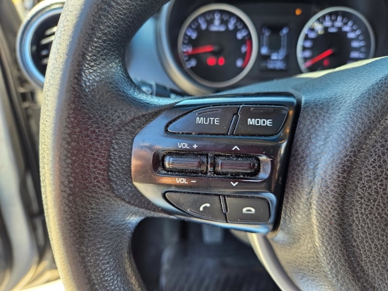 Kia Soluto Mpi 1.4 2024 - Imagen 11 de 17