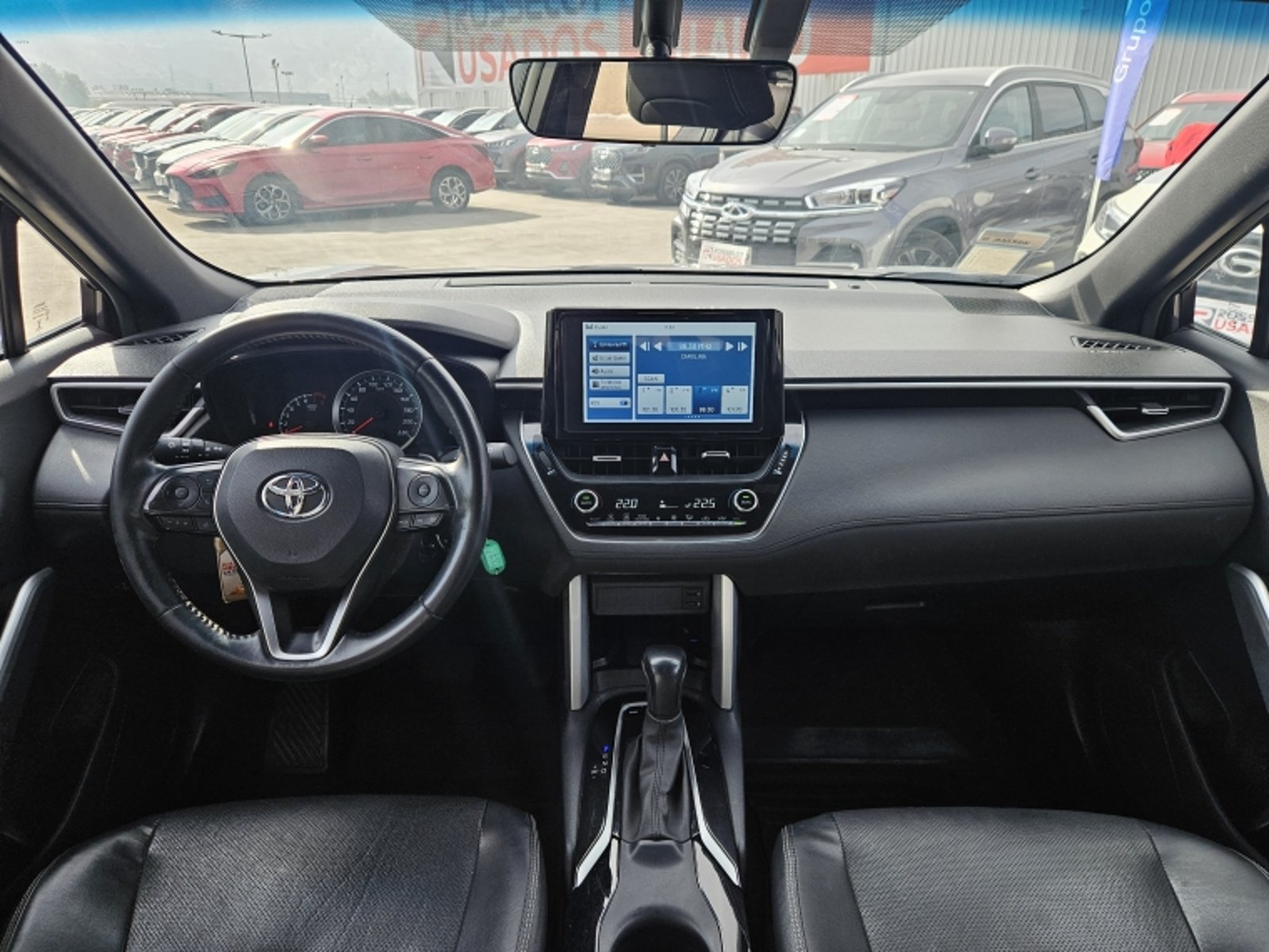 TOYOTA Corolla Cross 4x2 2.0 Aut 2023 - Imagen 9 de 20