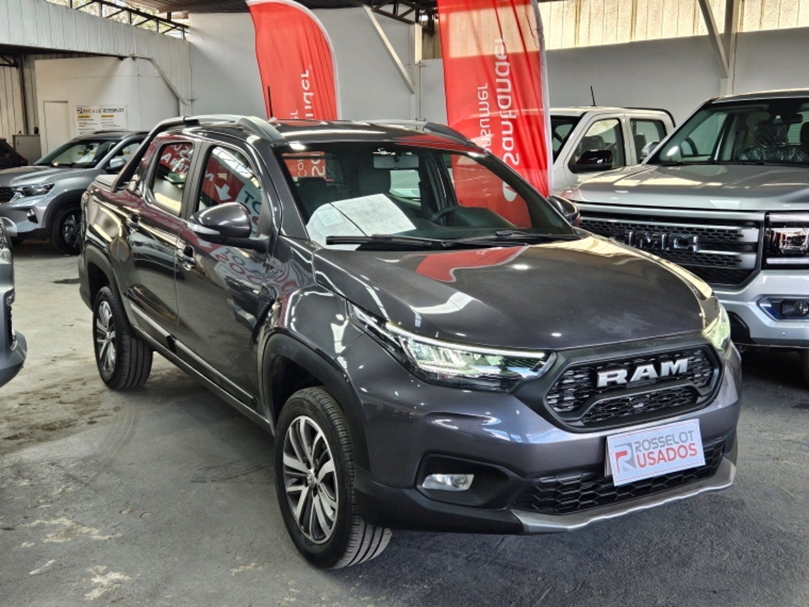 RAM 700 Laramie Cd 1.3 Aut 2024 - Imagen 4 de 20