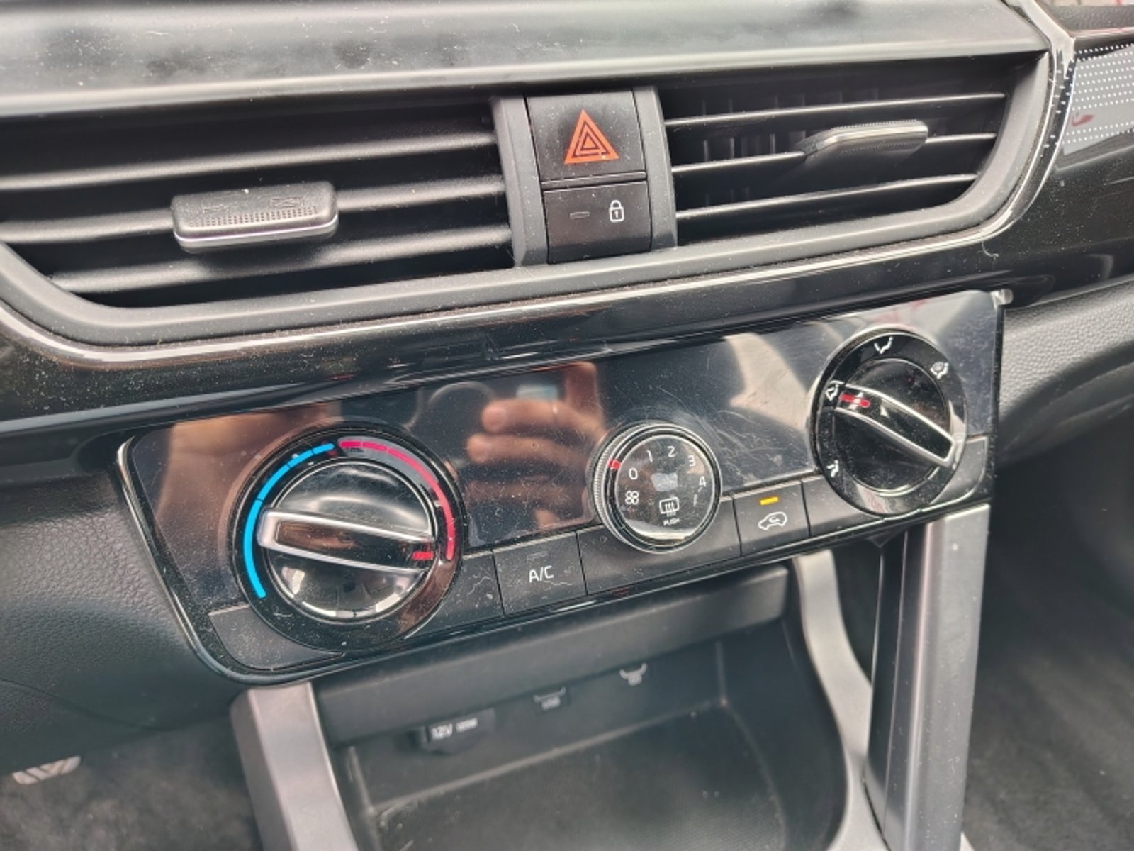 KIA Seltos Ex 1.5l 6mt 2024 - Imagen 12 de 19